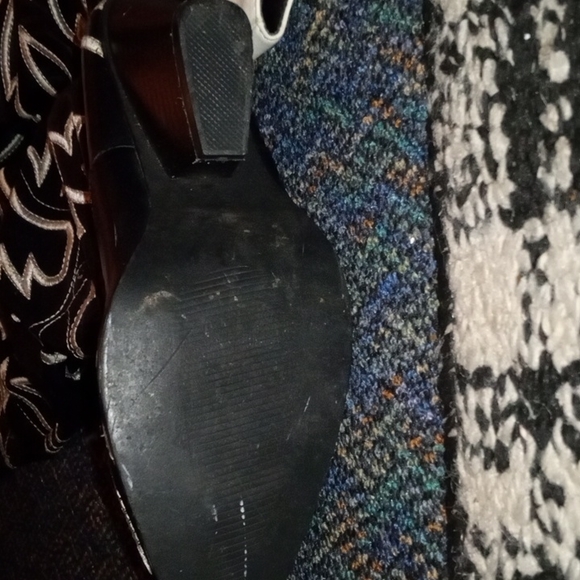 Boots - Picture 2 of 3